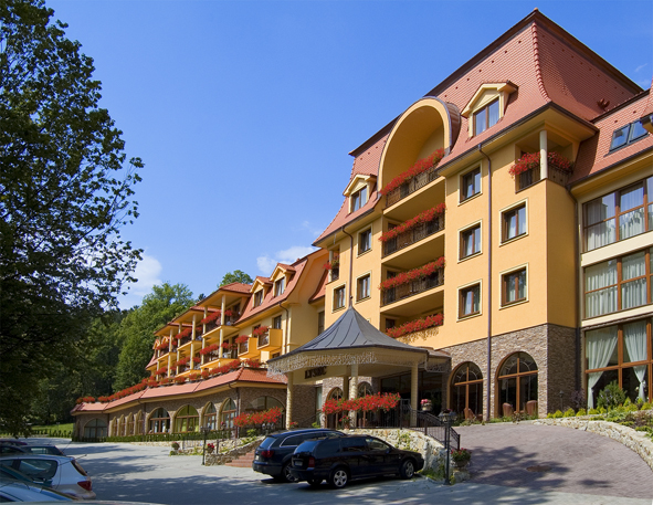 kúpele bojnice hotel liečebný dom Lysec